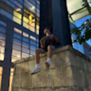 Meet your Posher, Daniel